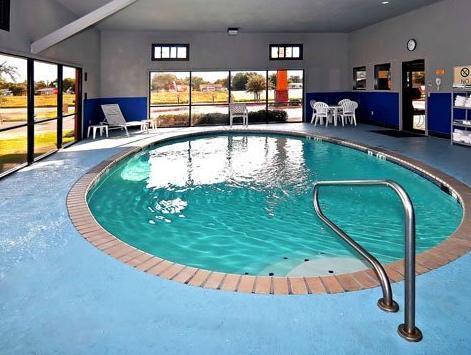 Econo I-27 Lodge