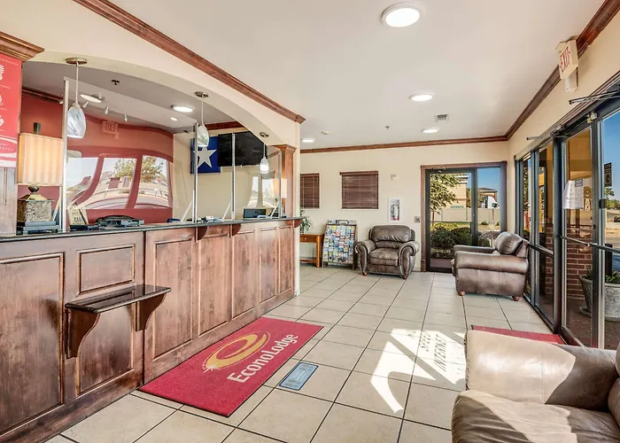 Econo Lodge Lubbock I-27