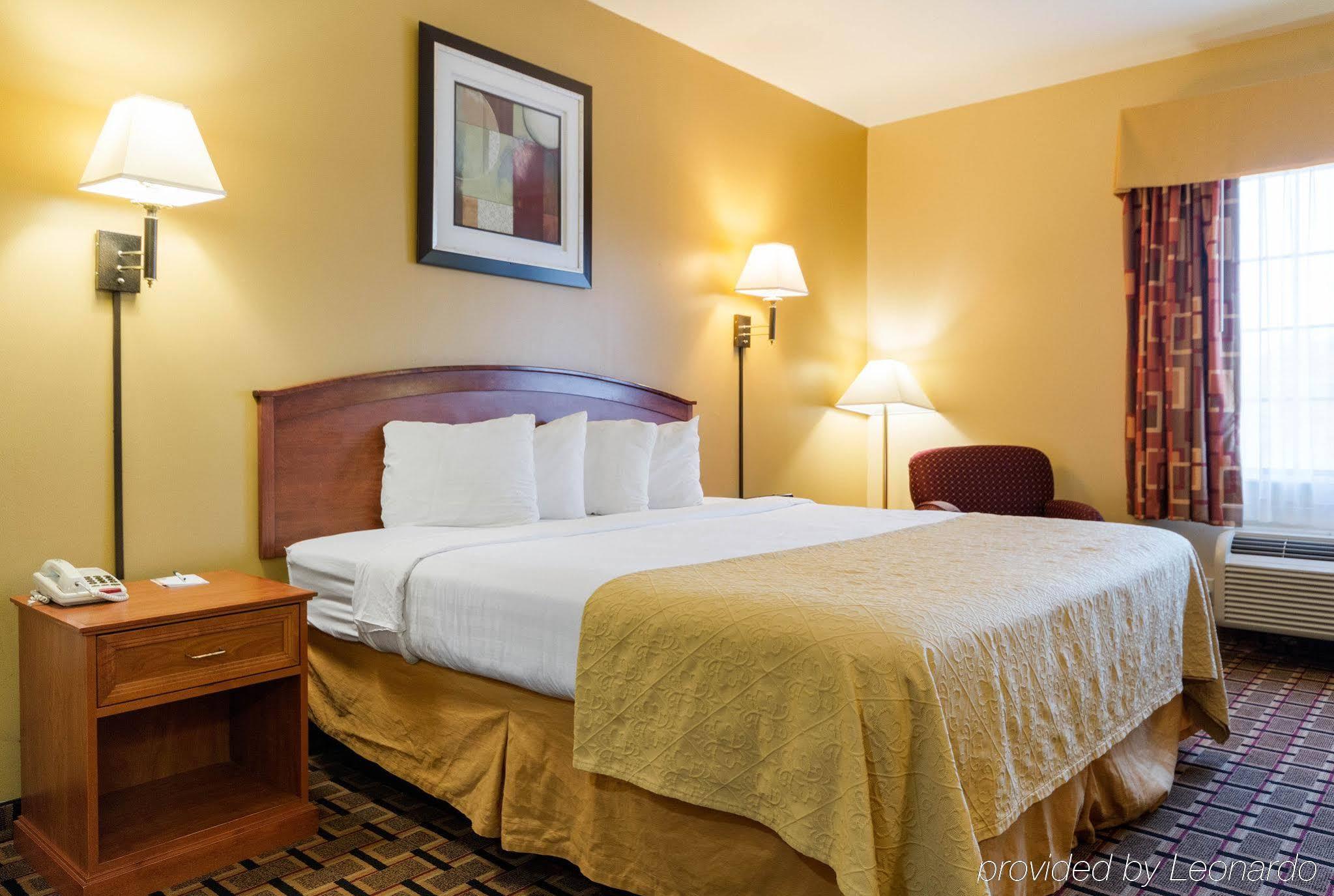Econo I-27 Lodge